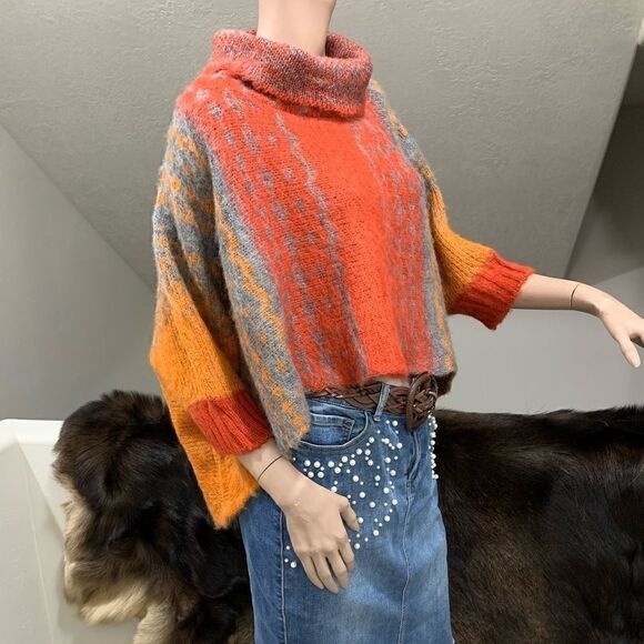 New Beautiful Pullover Sweater & Shawl - Picture 2 of 14